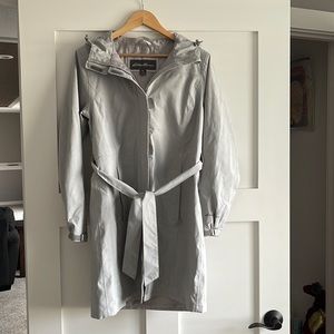 Eddie Bauer women’s rain jacket